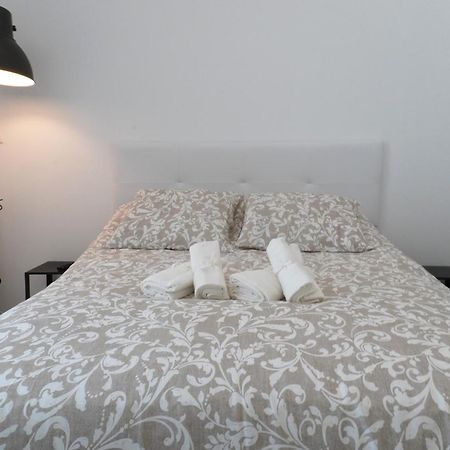 Hotel Casa De Huespedes Carabanchel2 à Madrid Extérieur photo
